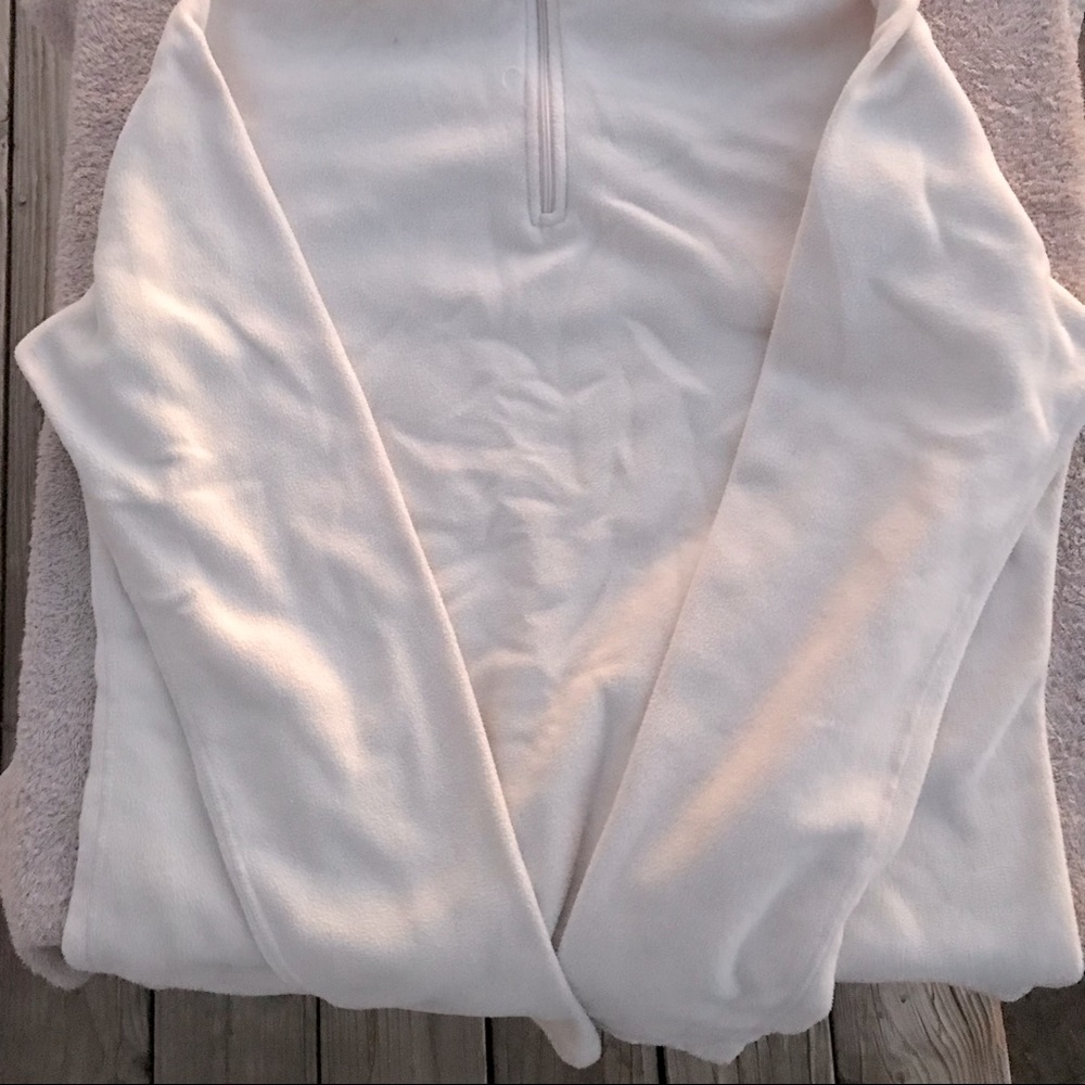 Fleece pullover
